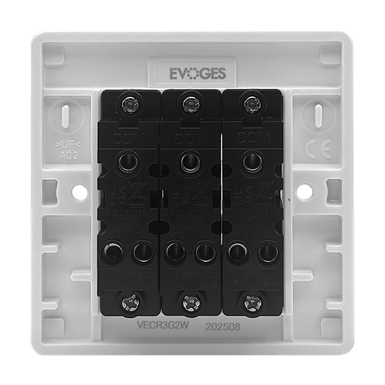 Picture of Vector 3 Gang 2 Way 10AX Single Pole Switch White